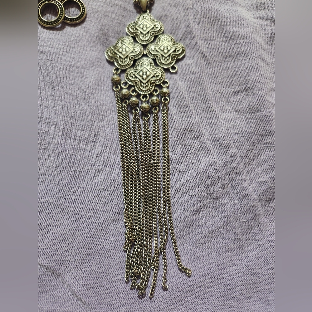 Ruby Rd Necklace and Earring Set - Picture 2 of 6
